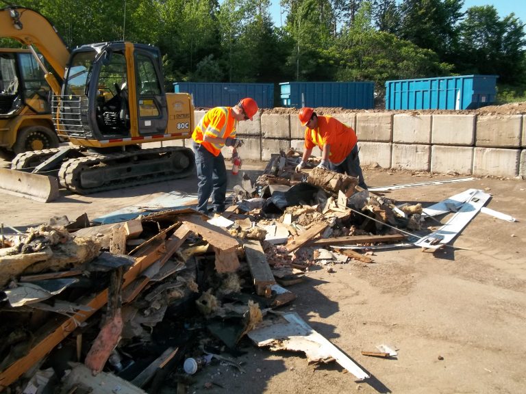 CONSTRUCTION & DEMOLITION SITE Ottawa Valley Waste Recovery Centre